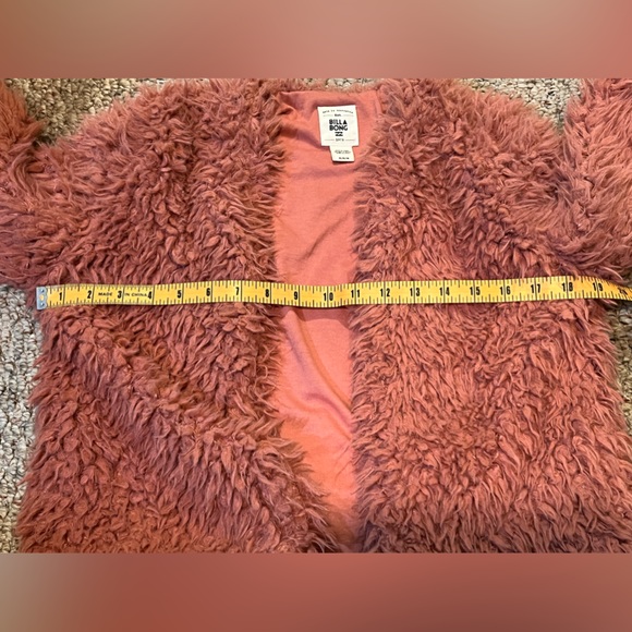 Billabong Faux Fur Teddy Jacket in a Dusty Pink Color, size M has pockets!! - Picture 8 of 9